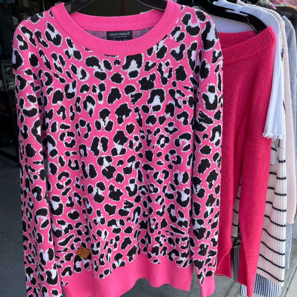 Simply Southern Pink leopard print Sweater Size small